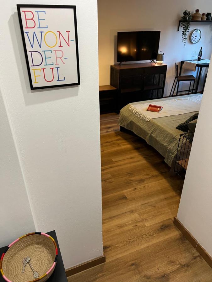 Stylish Apartment 3 Km Away From Duomo - Netflix, Wi-Fi, All Comforts Included Milán Exterior foto