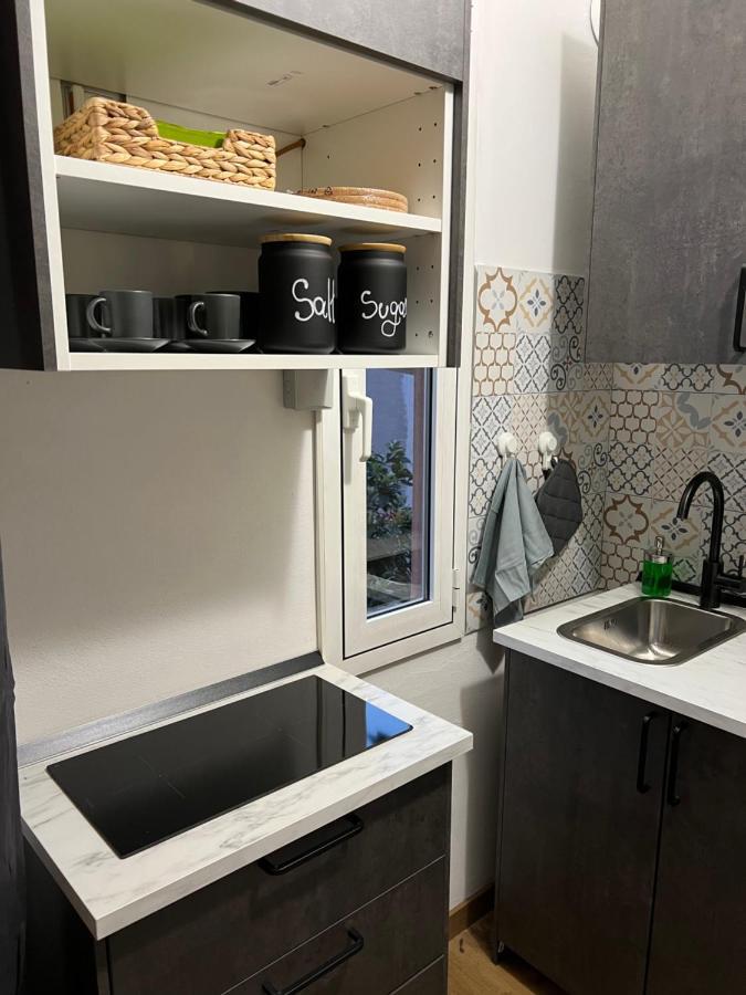 Stylish Apartment 3 Km Away From Duomo - Netflix, Wi-Fi, All Comforts Included Milán Exterior foto