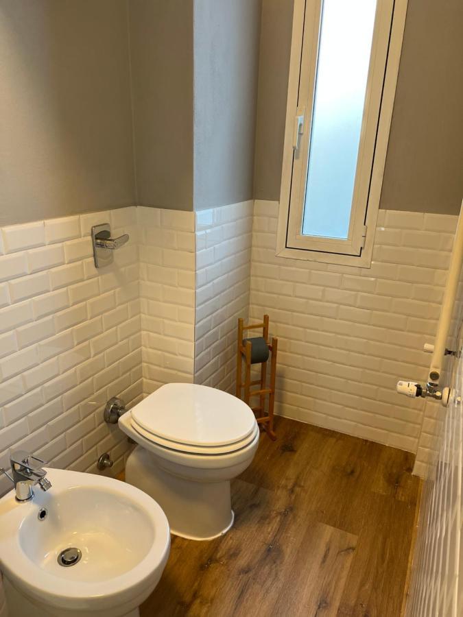 Stylish Apartment 3 Km Away From Duomo - Netflix, Wi-Fi, All Comforts Included Milán Exterior foto